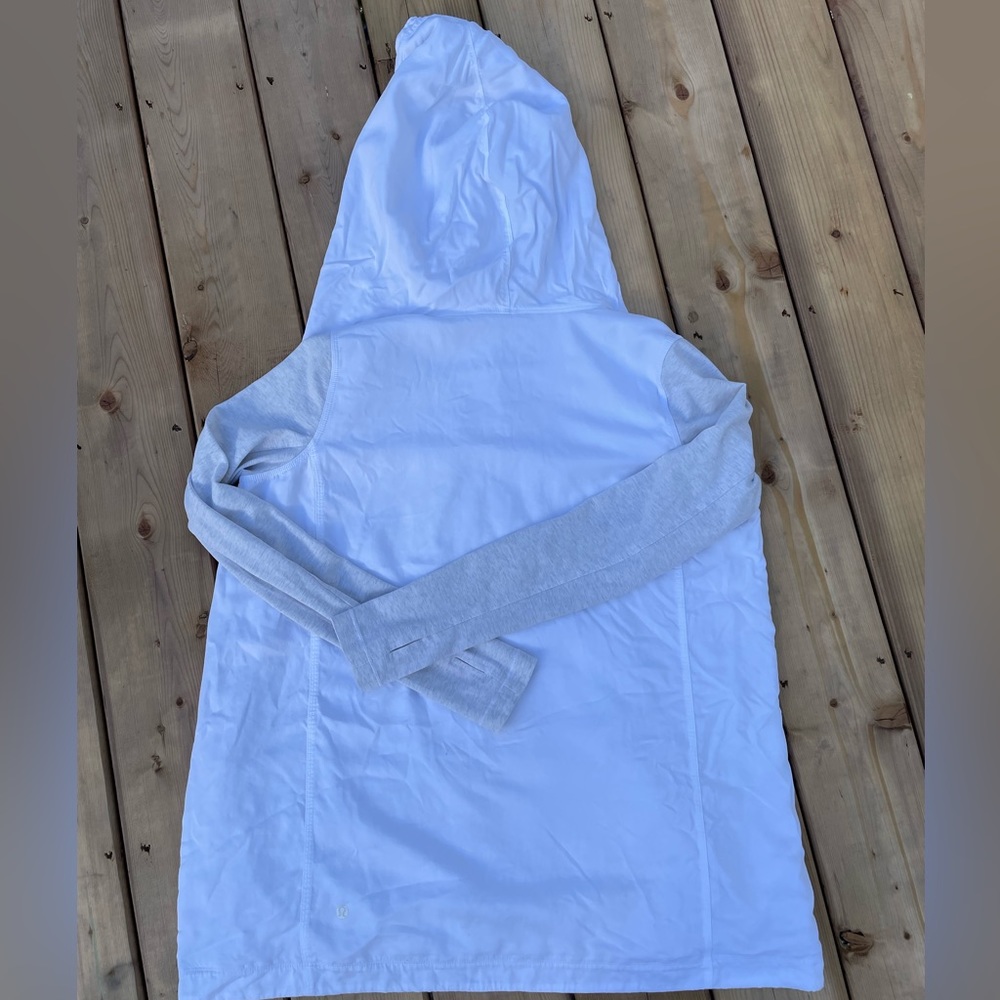 LULULEMON Blissed Out Wrap - Picture 5 of 10